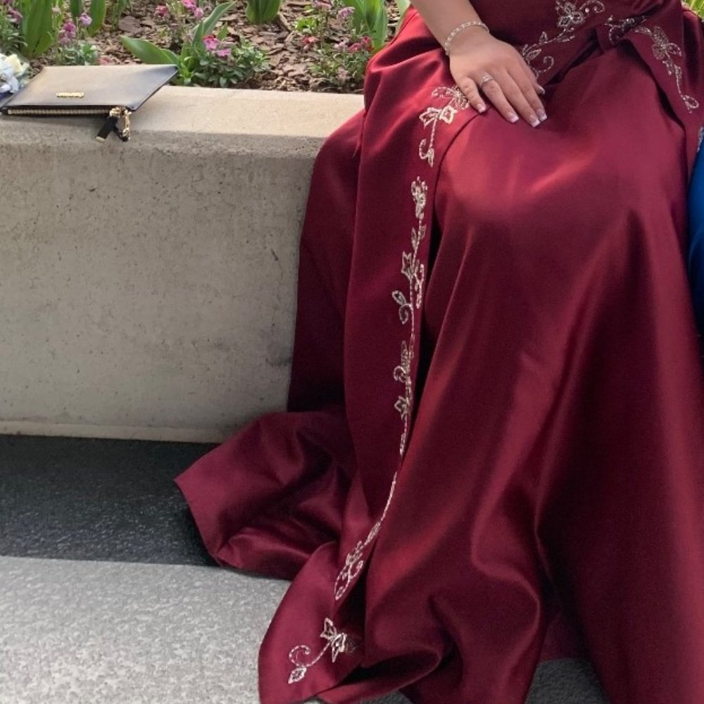 Prom Dress - Picture 2 of 8